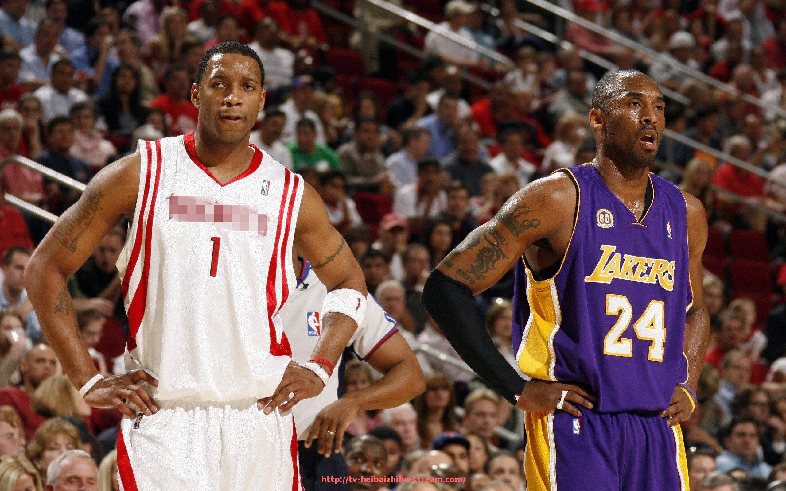 黑白体育直播-多点开花还是单点突破？世俱杯球队进攻人数统计及战术影响